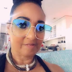 Meet your Posher, Joyce